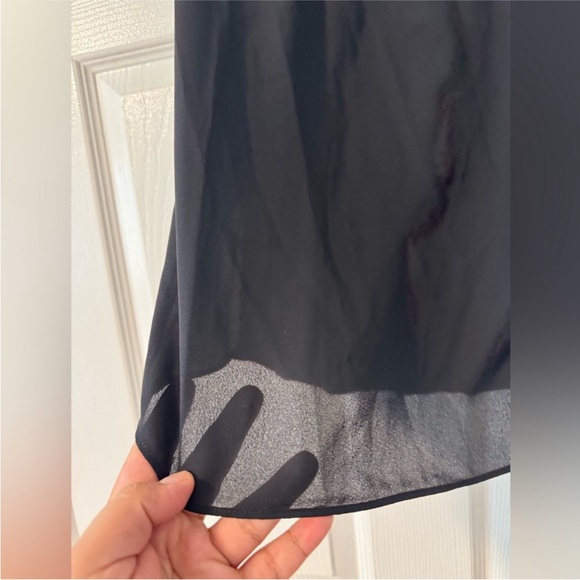 Sara split Neck Blouse - Black - S - Picture 6 of 6